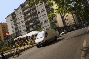 Italia Privát Roma, Esterno